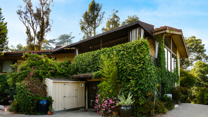 Alchemy House Sober Living CA 90068