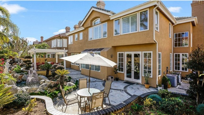 Beginnings Treatment Centers CA 92627