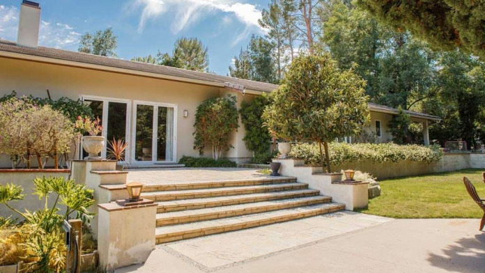 Carus Recovery CA 91356