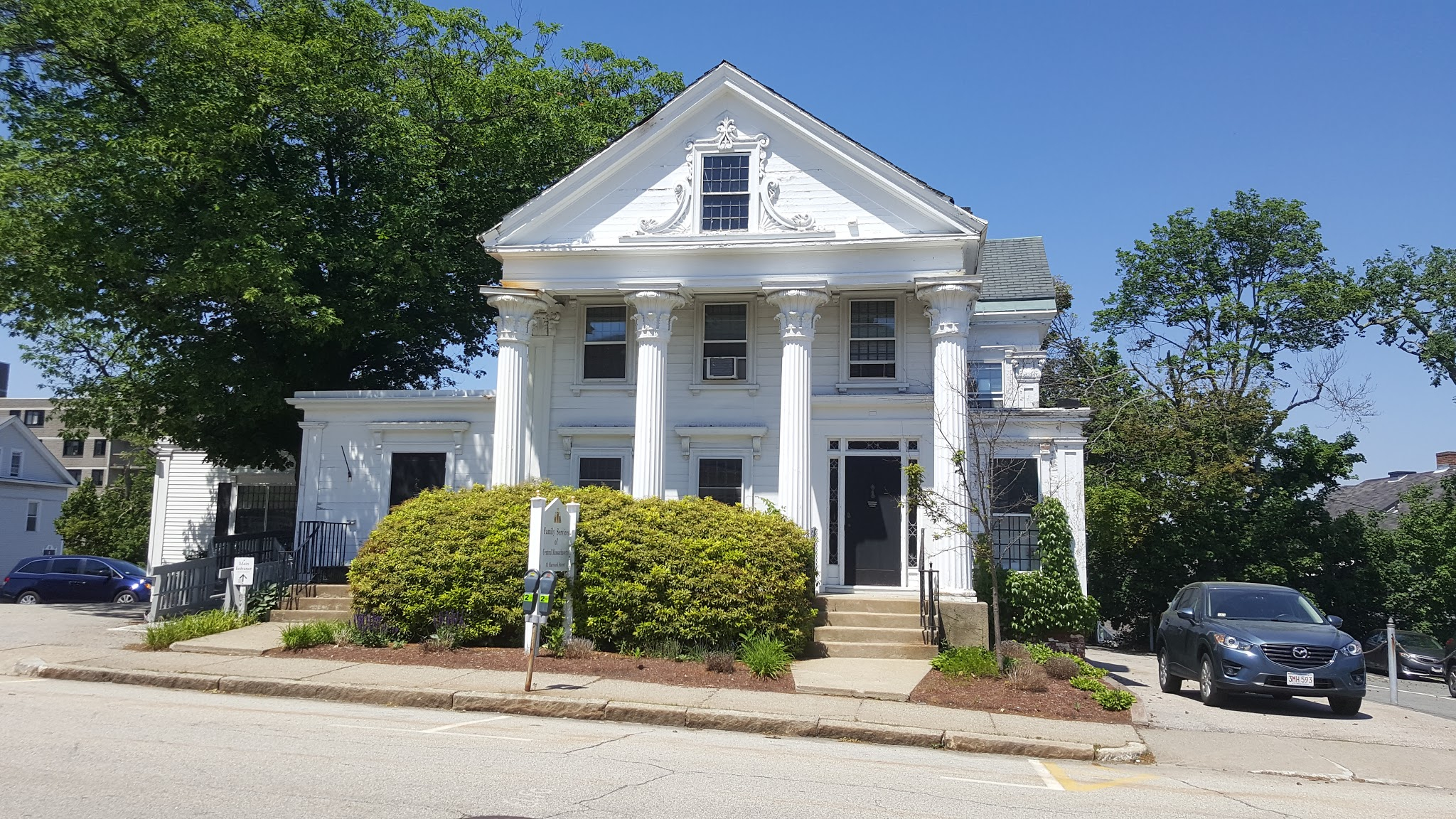 Family Services Alcohol and Substance Abuse Counseling MA 01609