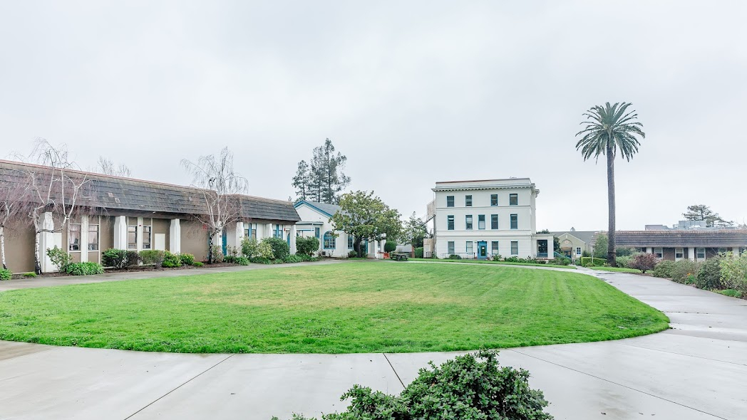 Fred Finch Youth Center CA 94602