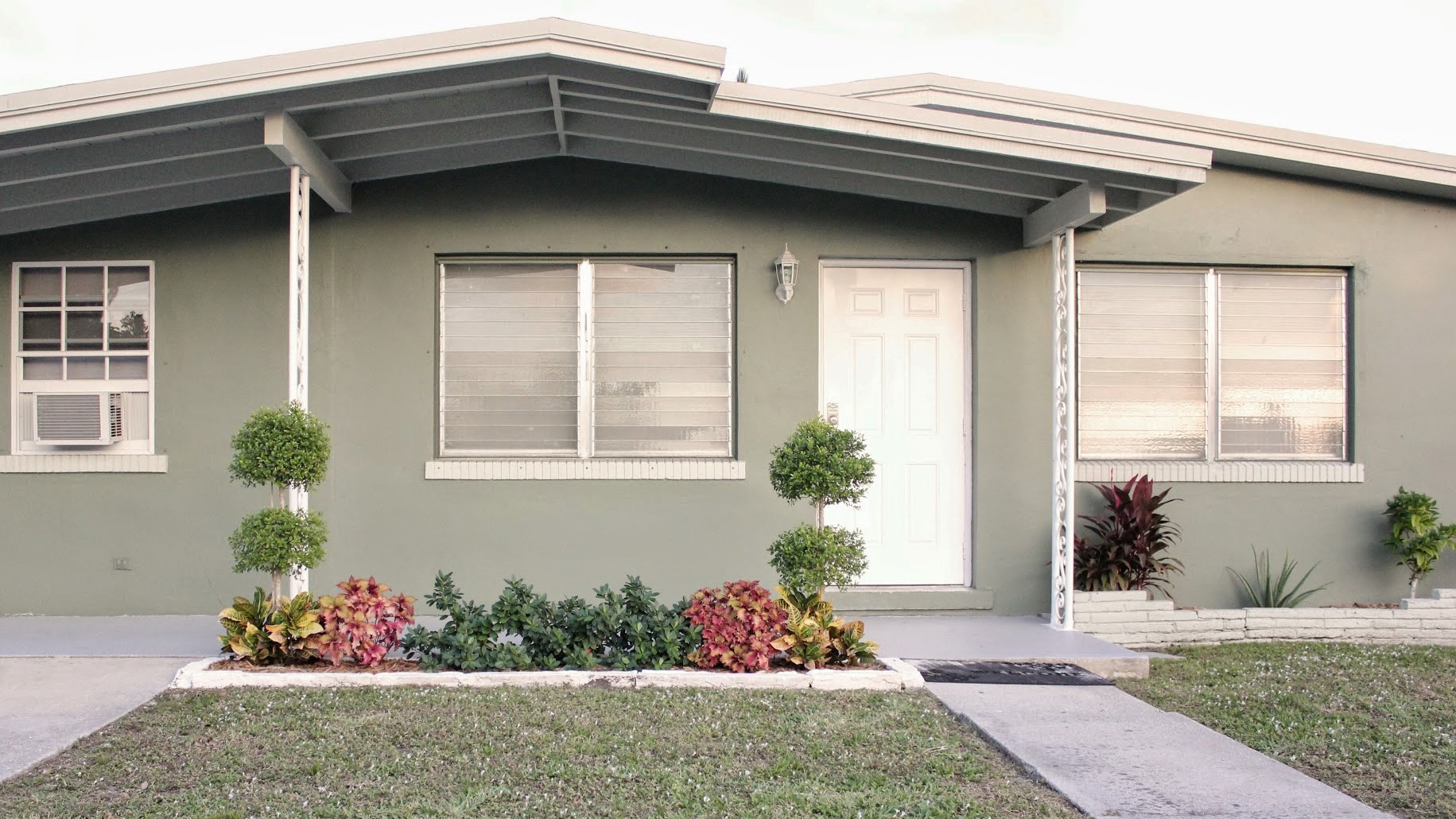 Luna Cottage FL 33460