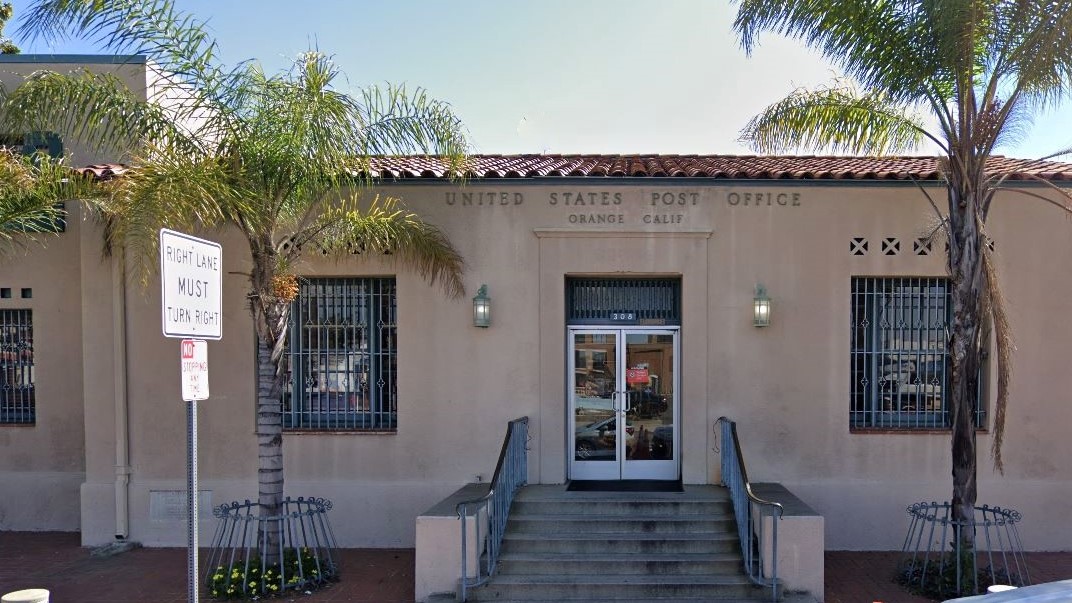 Touchstones CA 92856