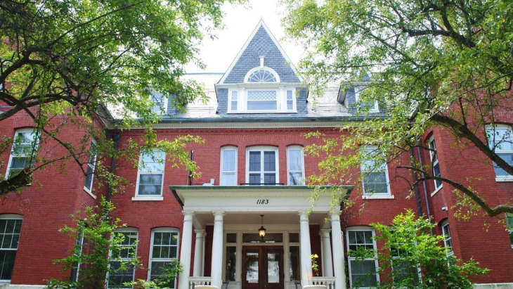 Washburn House