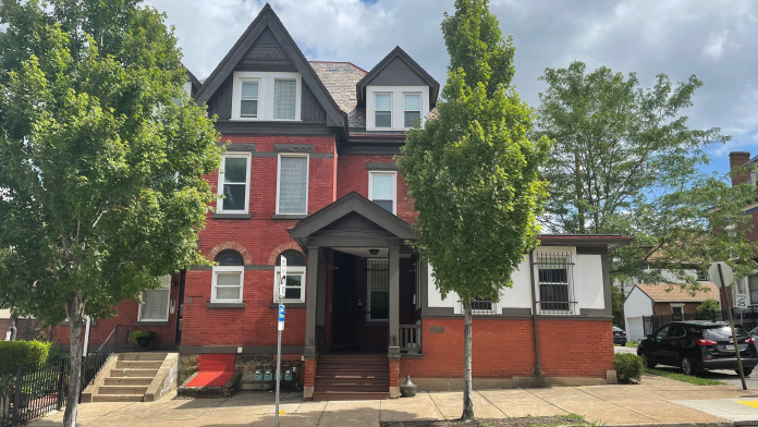 Crossroads of Stanton Avenue PA 15206