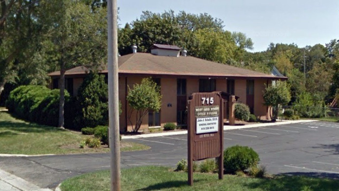 Mathers Clinic Woodstock Office IL 60098