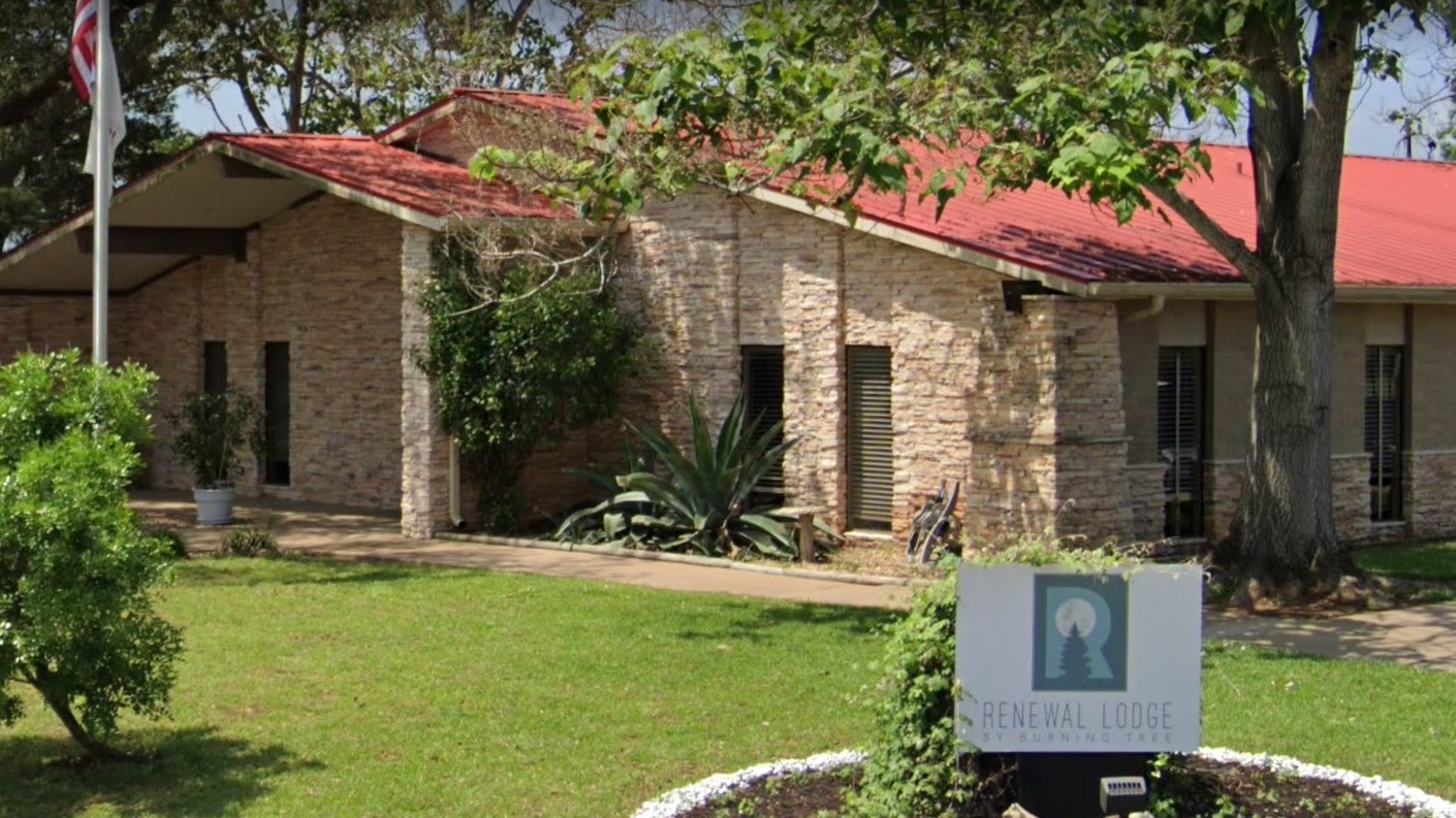 Renewal Lodge by Burning Tree TX 78621