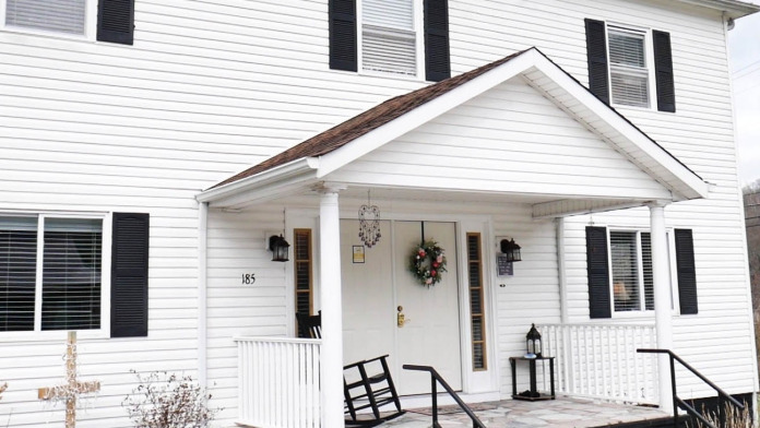 Addiction Recovery Care Lydias House KY 40807