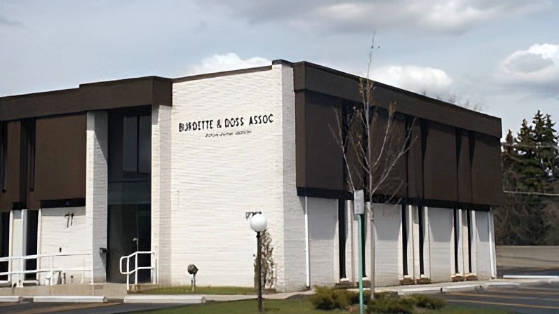Oakland Psychological Clinic in Southfield MI 48076