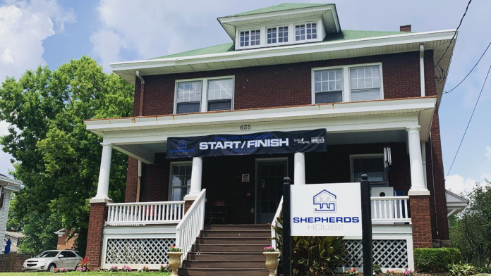 Shepherds House Maxwelton Court KY 40508