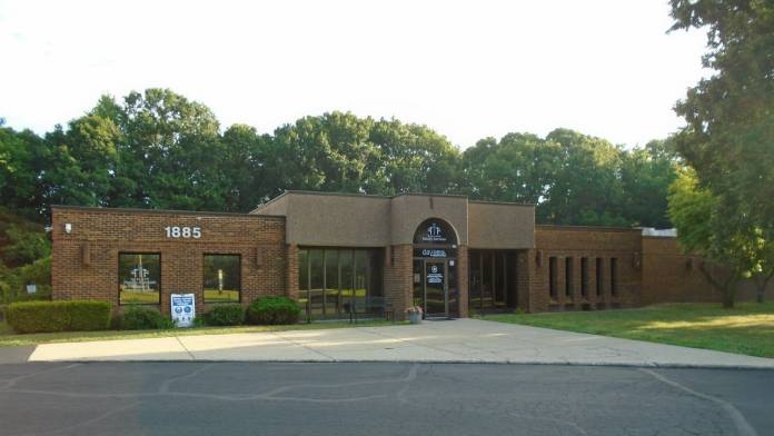 Oakland Family Services Walled Lake MI 48390
