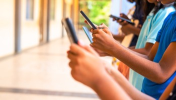 michigan phone ban addiction