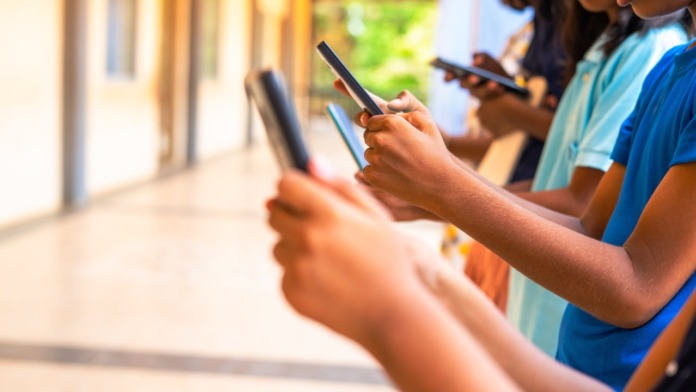 michigan phone ban addiction